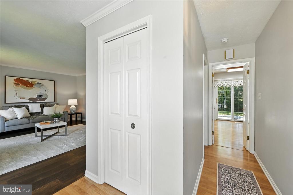 4 Linwen Way