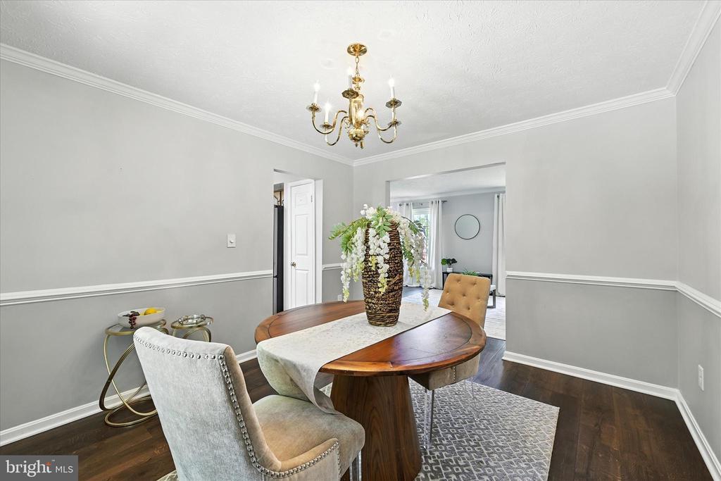 4 Linwen Way