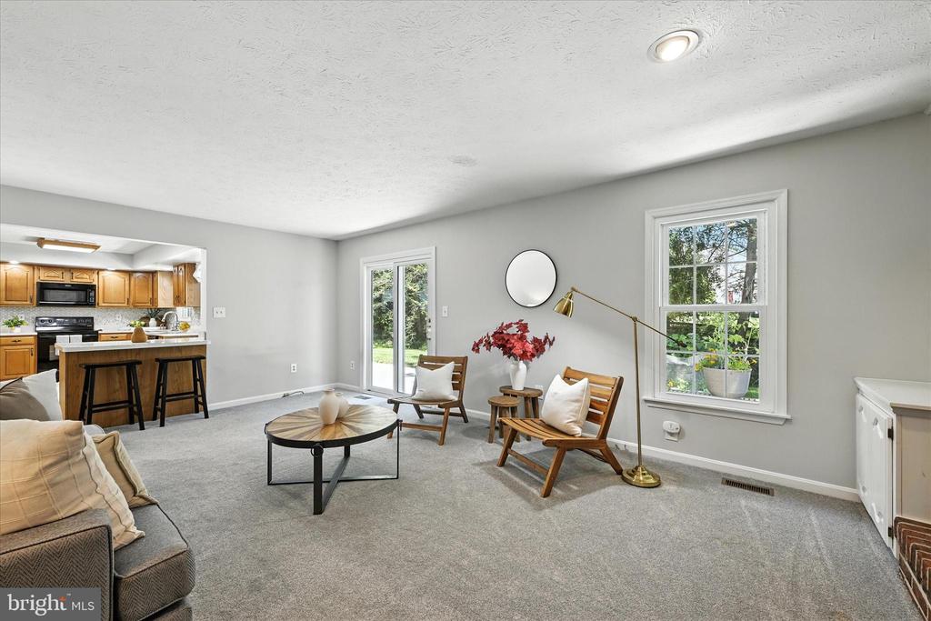 4 Linwen Way