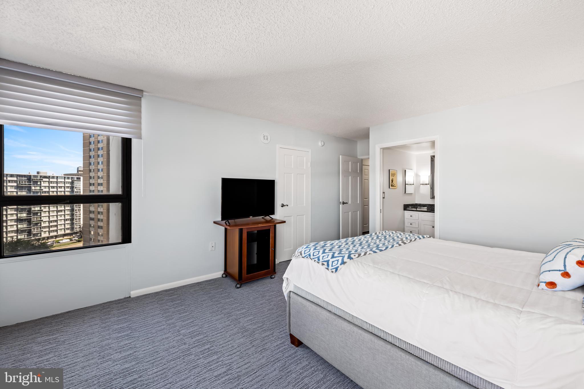 205 E JOPPA ROAD 1209