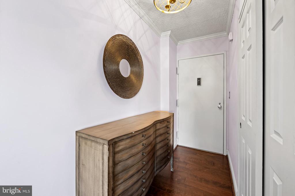 205 E JOPPA ROAD 1209