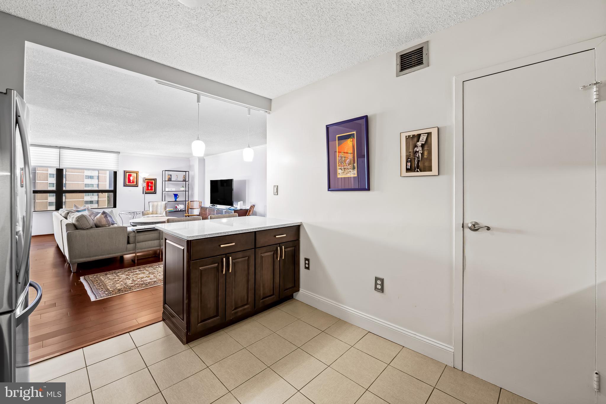 205 E JOPPA ROAD 1209