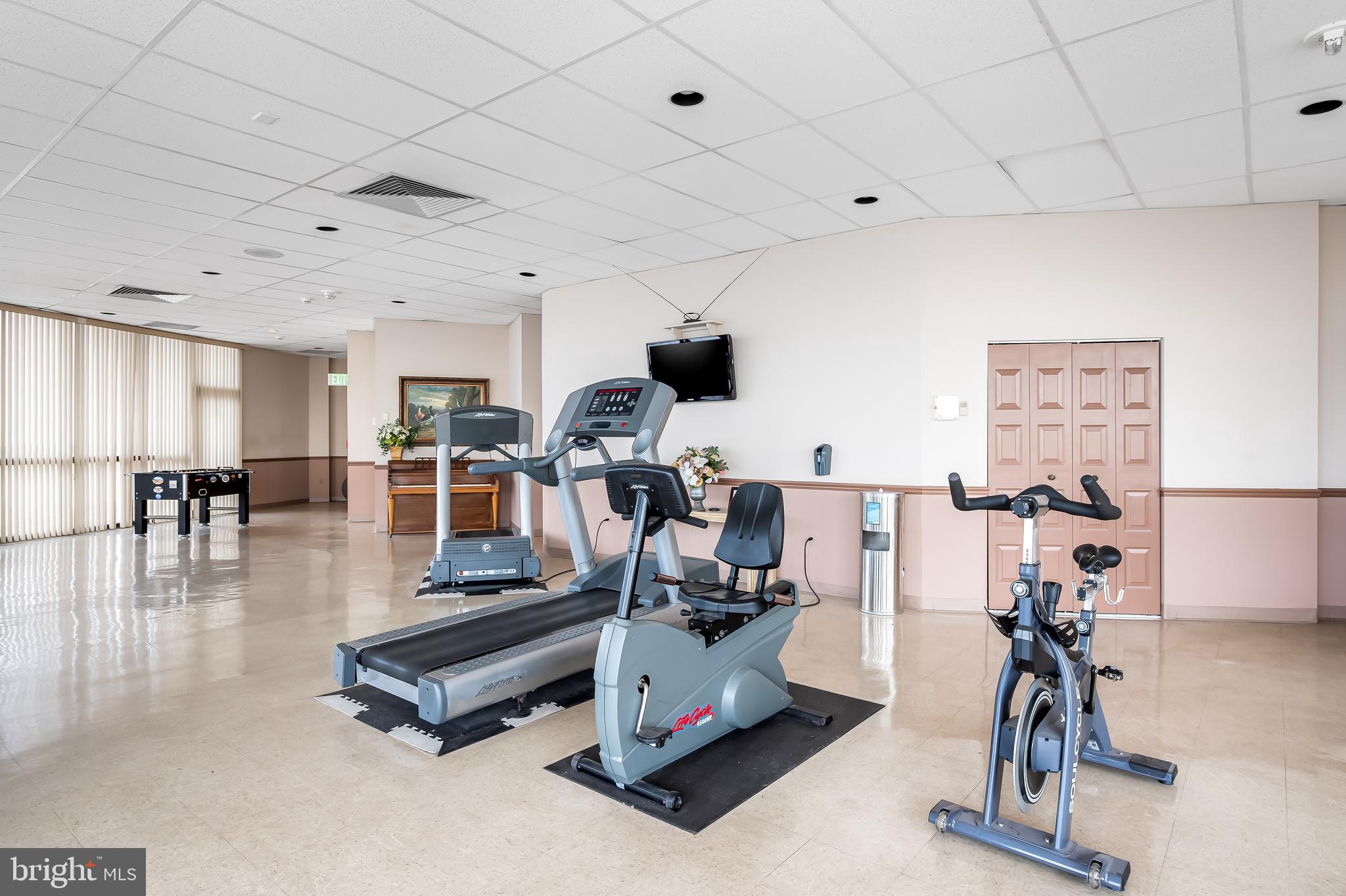 205 E JOPPA ROAD 1209