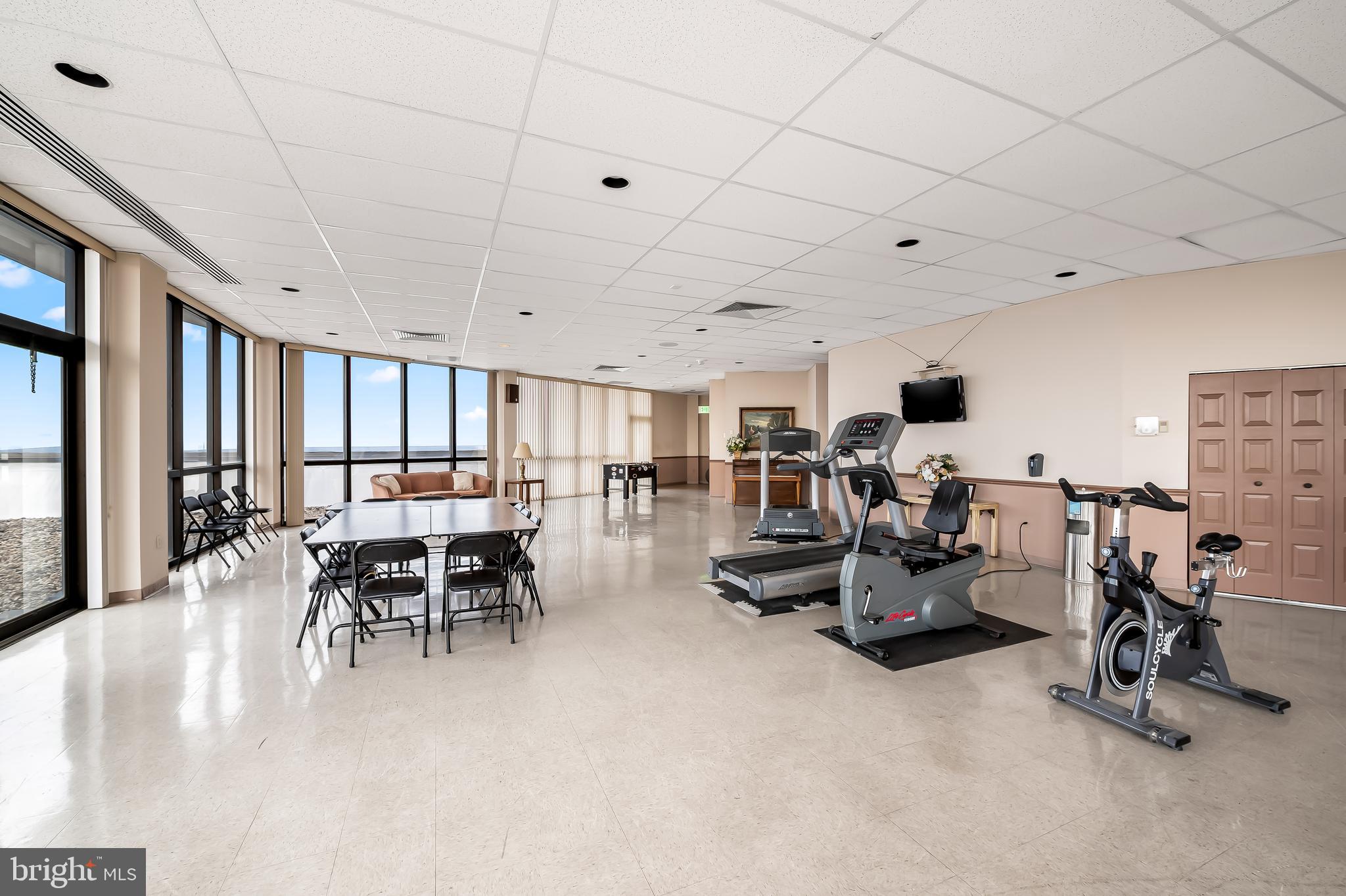 205 E JOPPA ROAD 1209