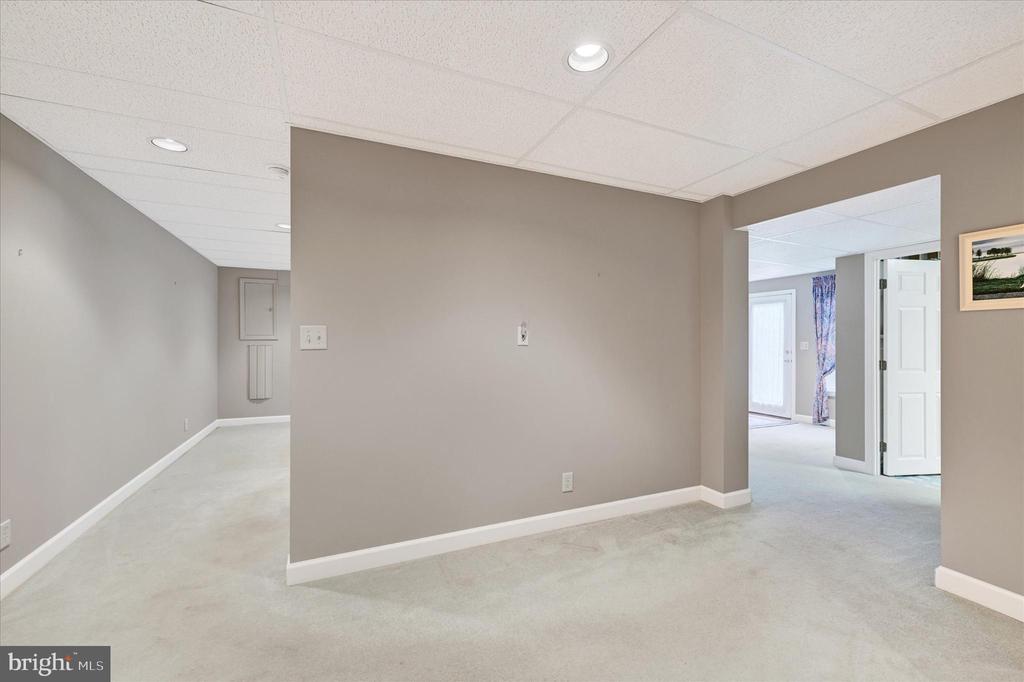 11404 SMILOFF ROAD