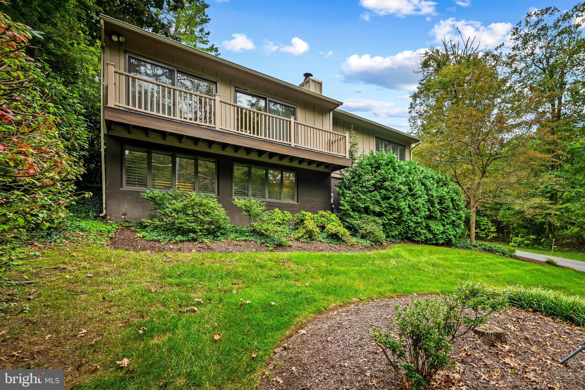 607 W CHESAPEAKE AVENUE