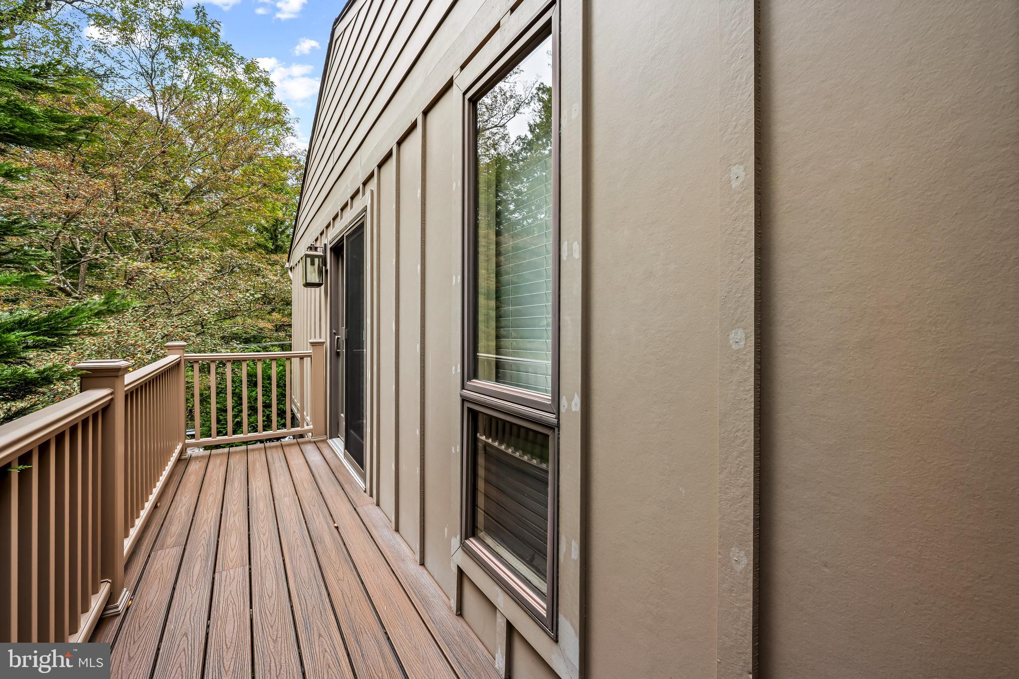 607 W CHESAPEAKE AVENUE