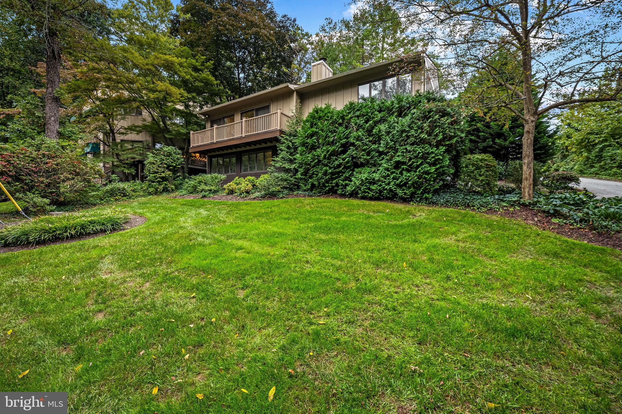 607 W CHESAPEAKE AVENUE