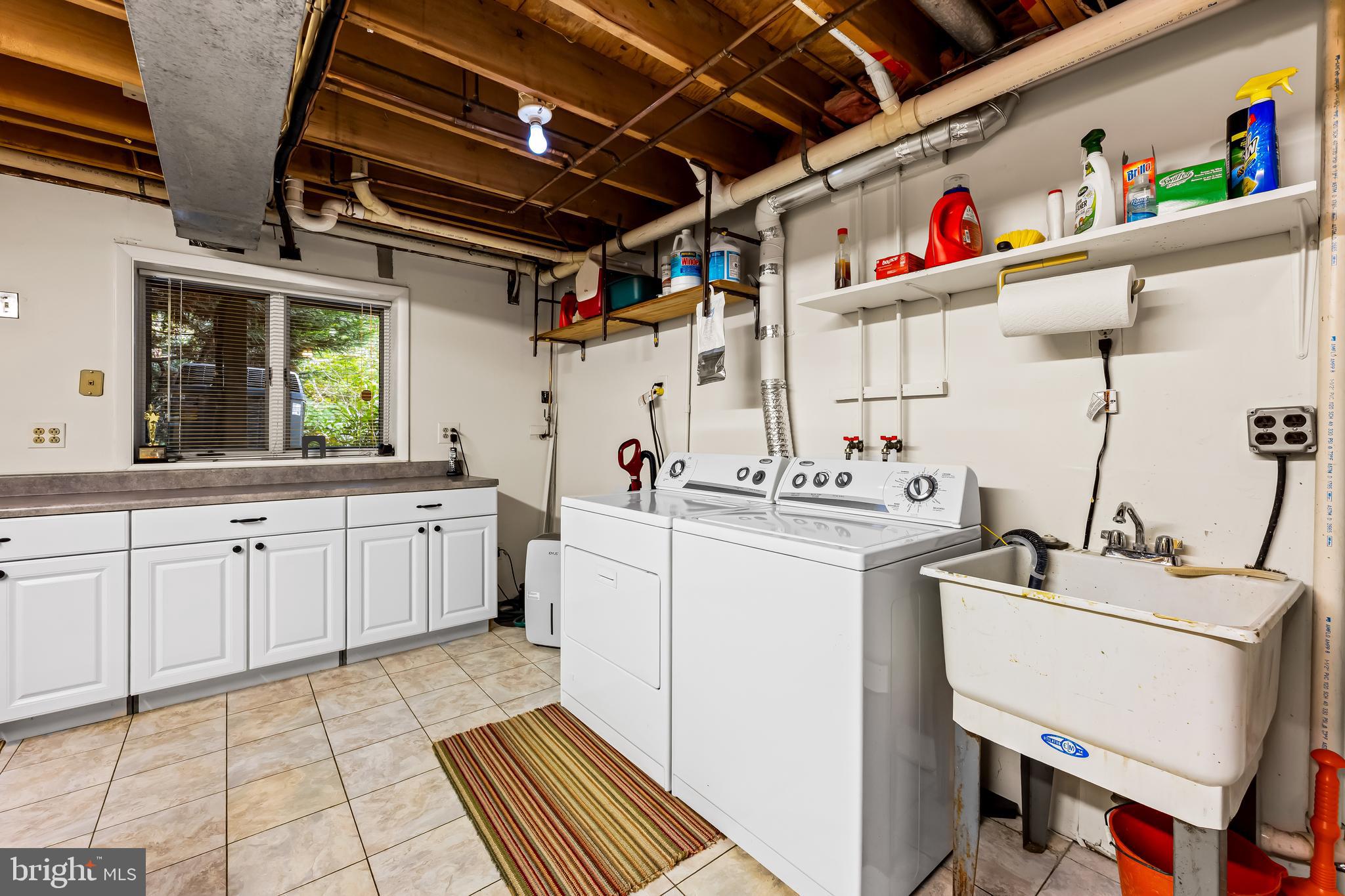 607 W CHESAPEAKE AVENUE