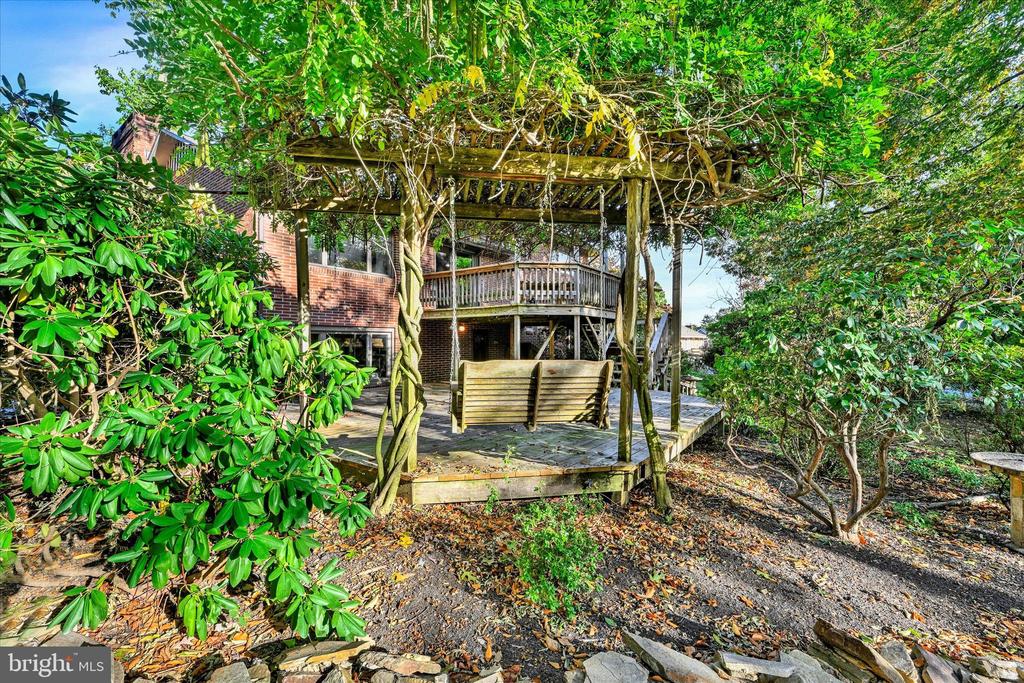 9116 NAYGALL ROAD