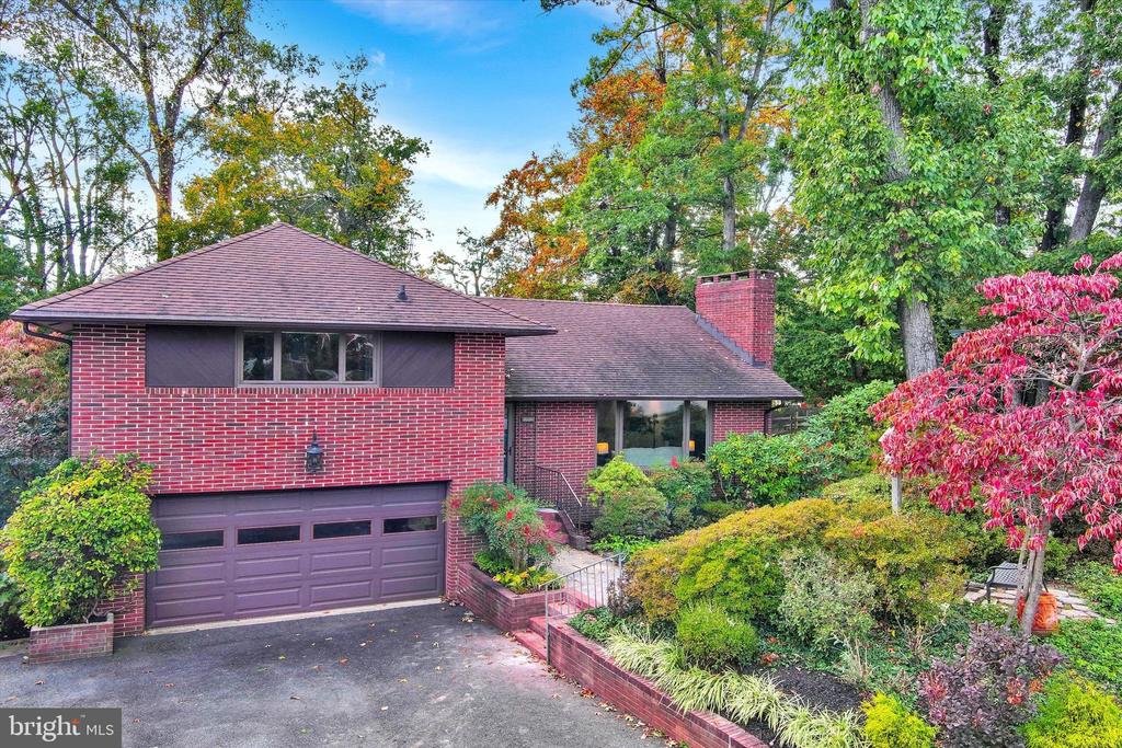 9116 NAYGALL ROAD