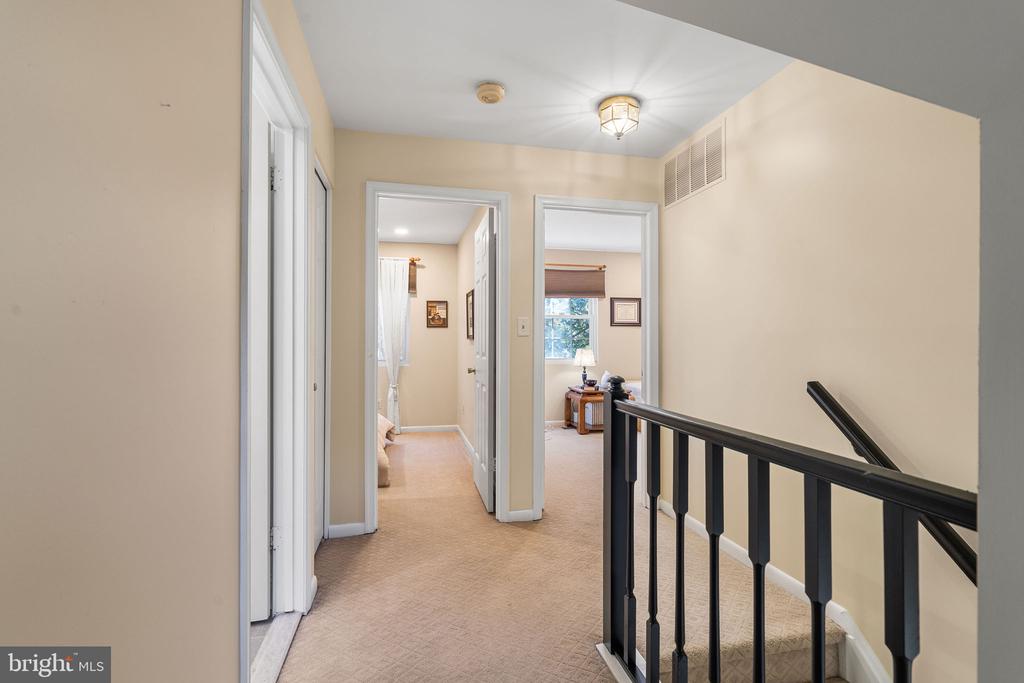 10 MERRION COURT