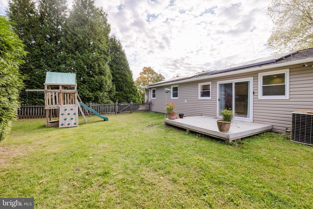 114 COUNTRY LANE