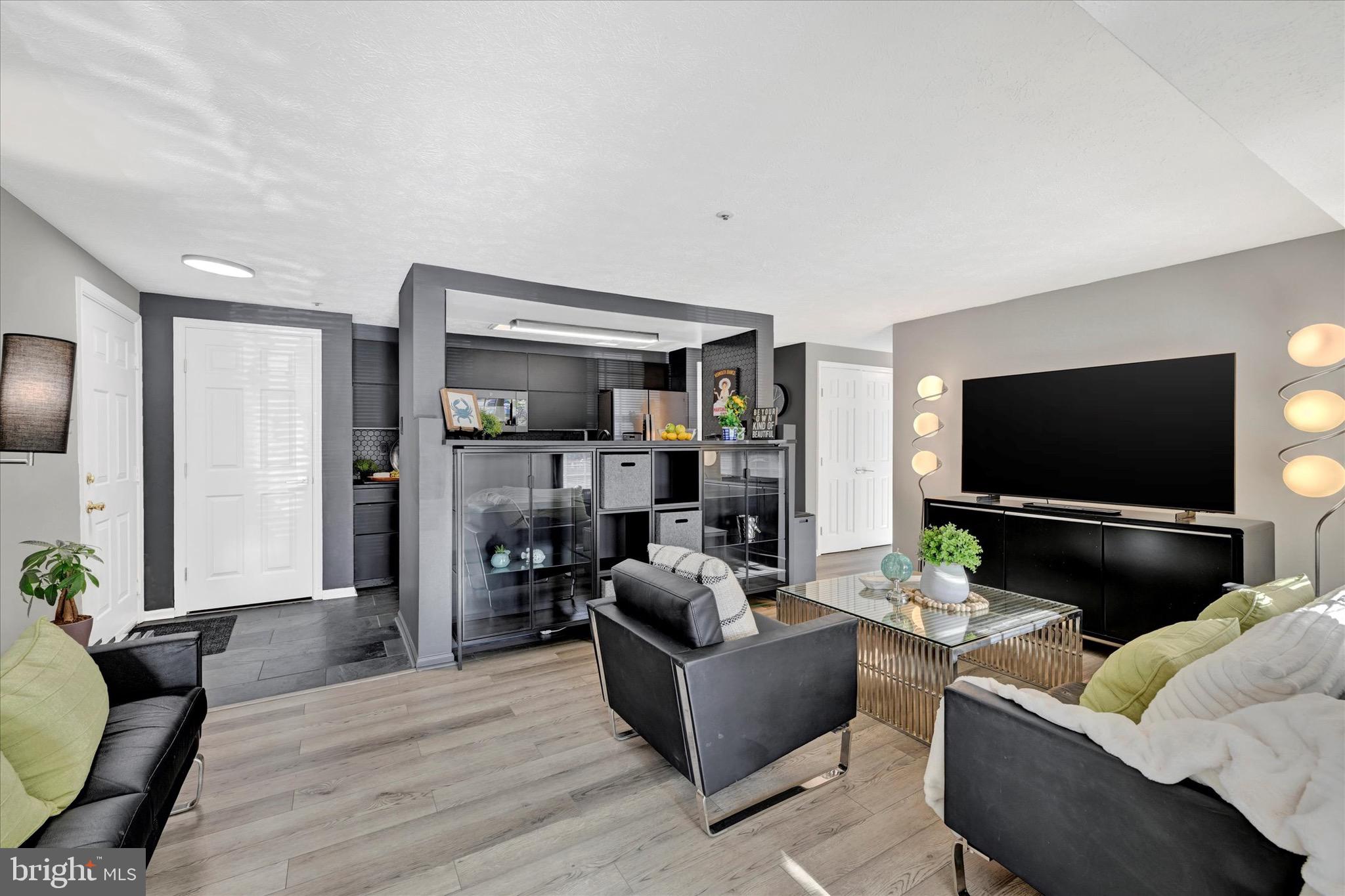 9107 LINCOLNSHIRE COURT D D