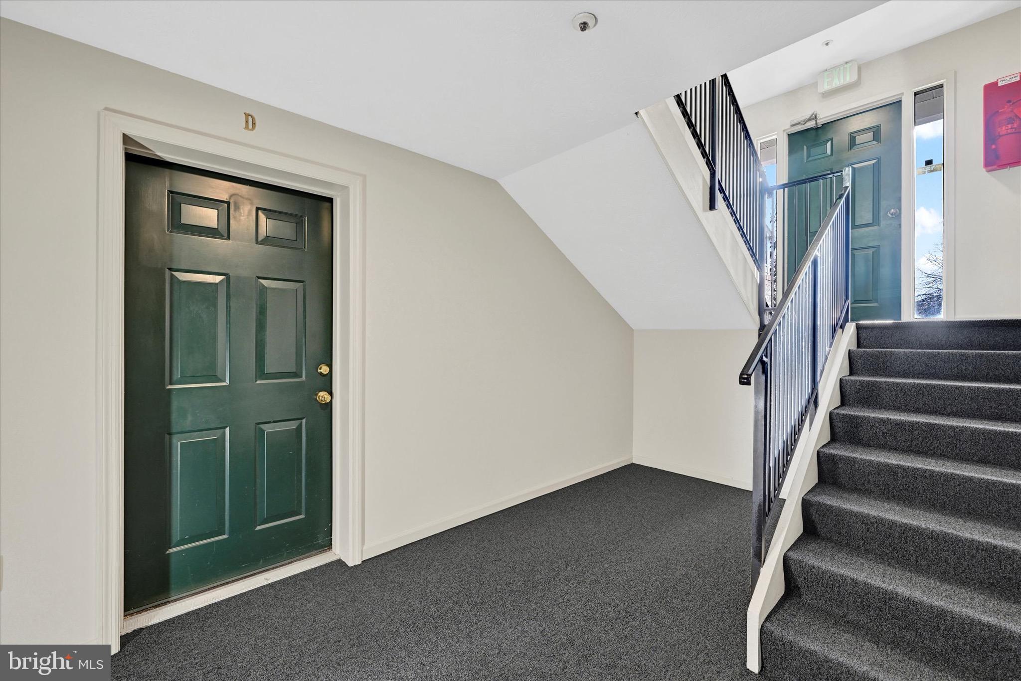 9107 LINCOLNSHIRE COURT D D