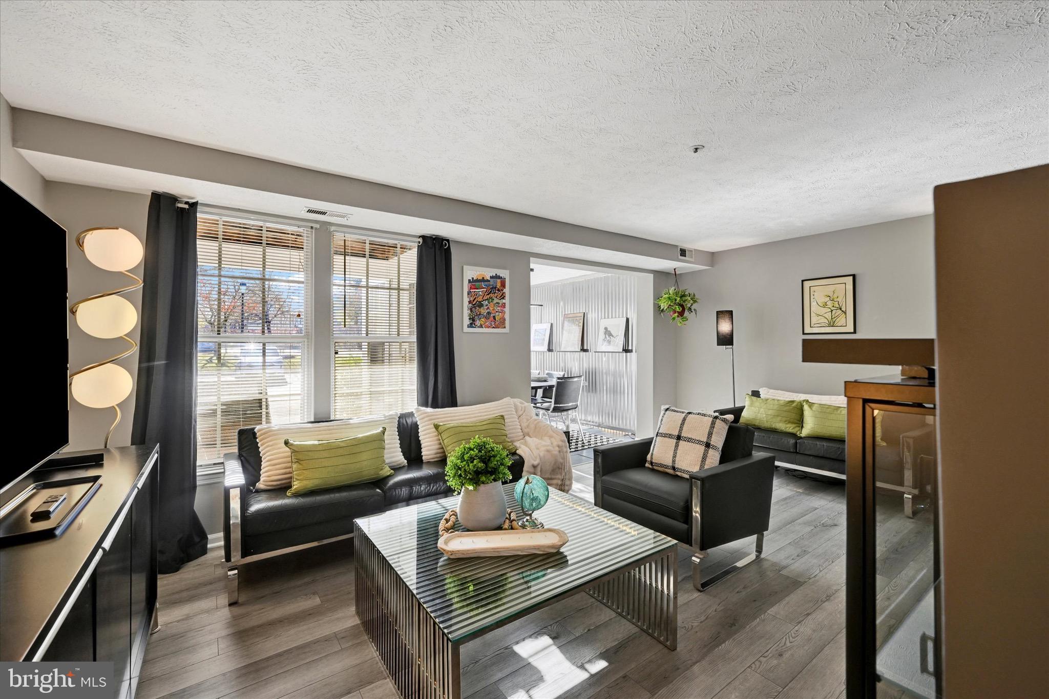 9107 LINCOLNSHIRE COURT D D