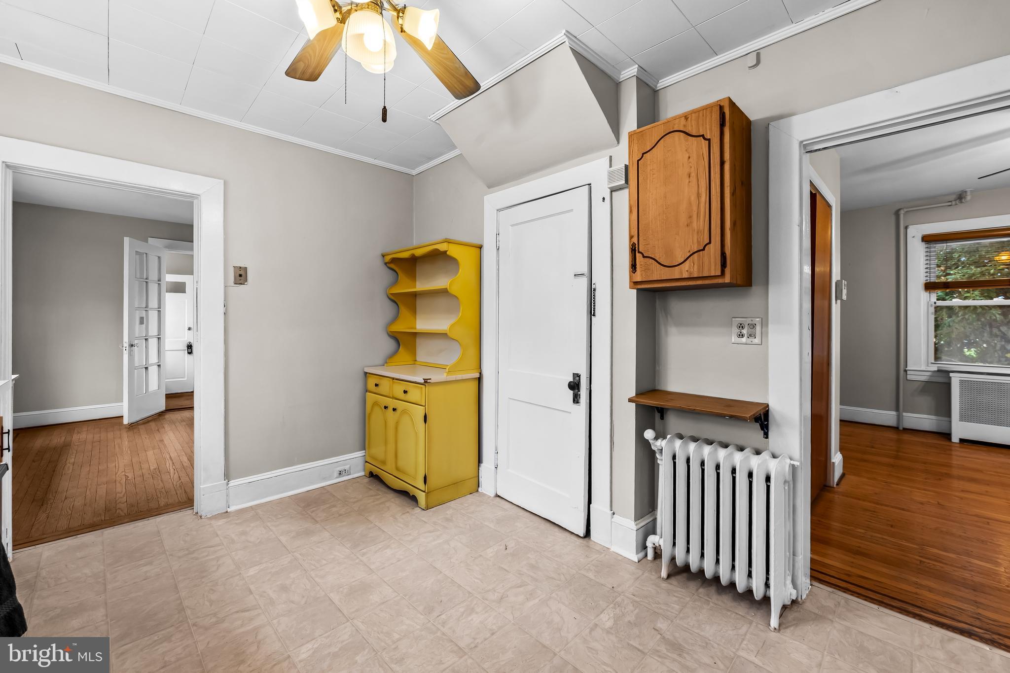 100 CLARENDON AVENUE