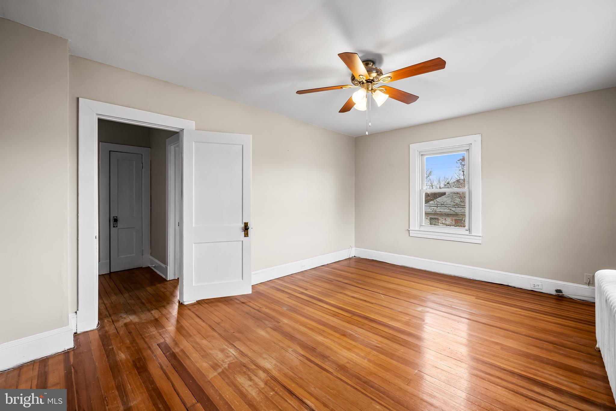 100 CLARENDON AVENUE