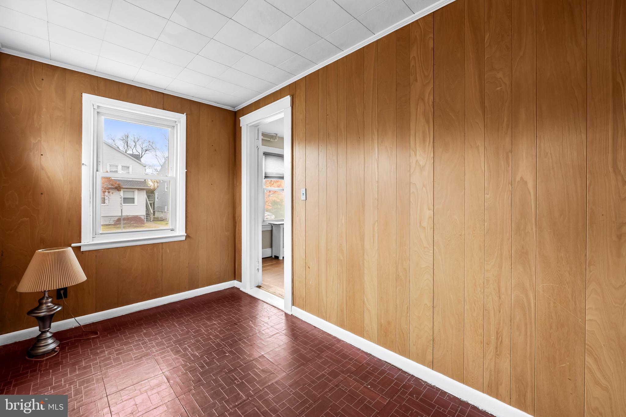 100 CLARENDON AVENUE