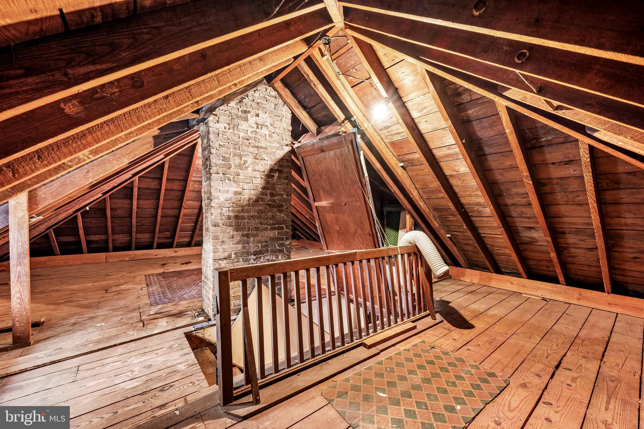 100 CLARENDON AVENUE