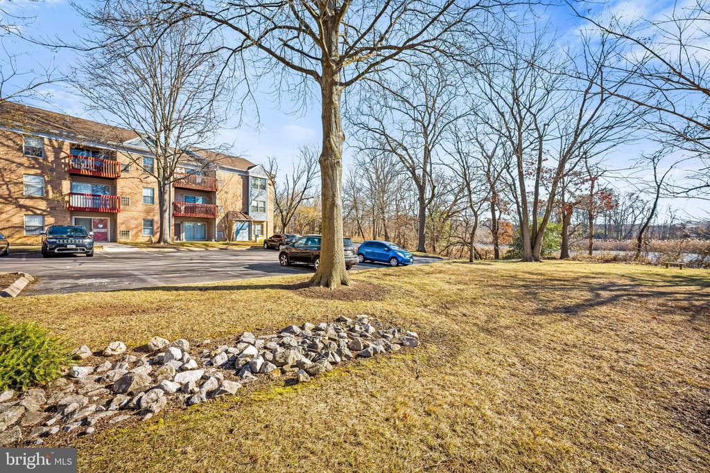 12 CLOVERWOOD COURT 302