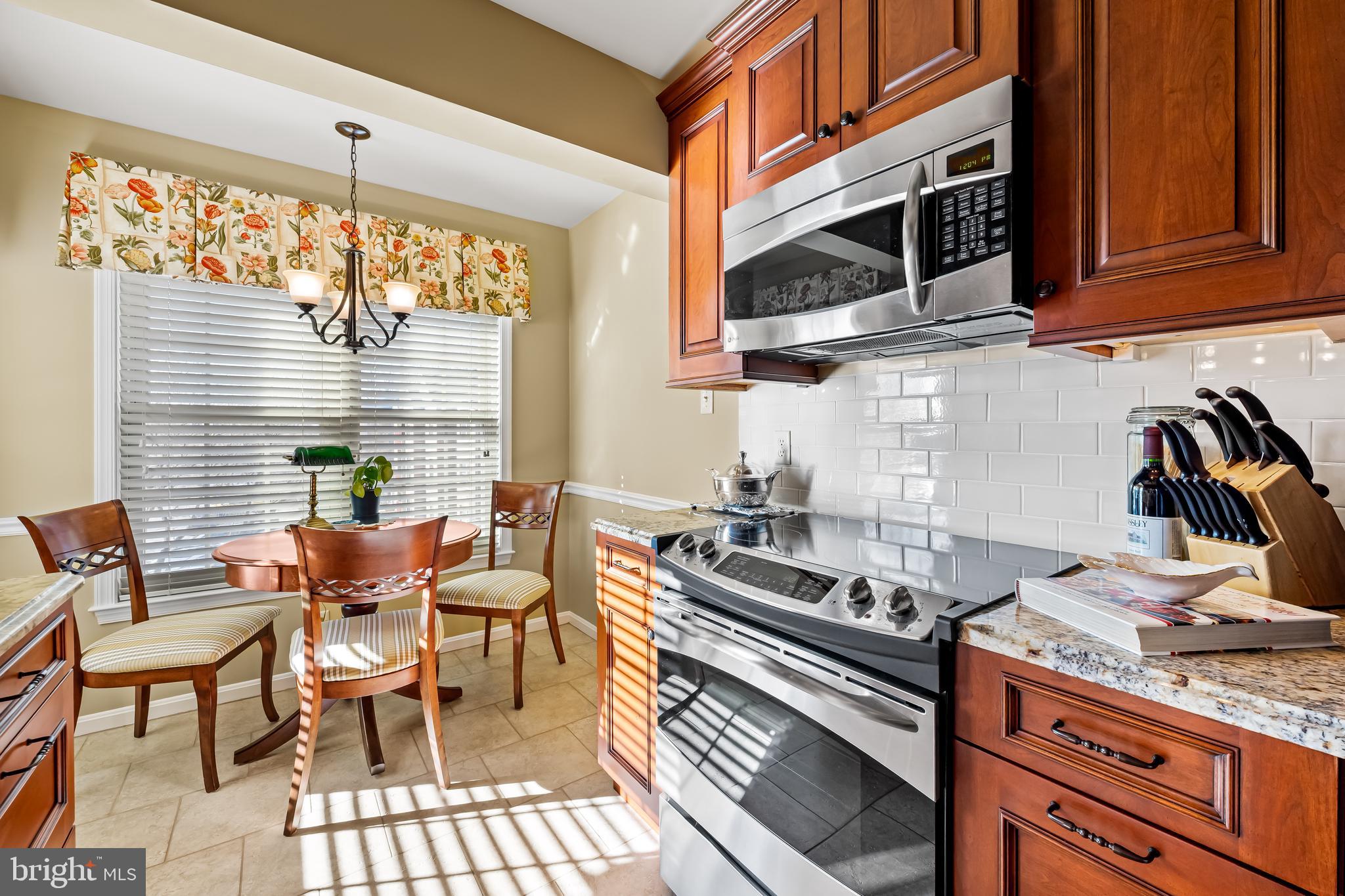 12 CLOVERWOOD COURT 302