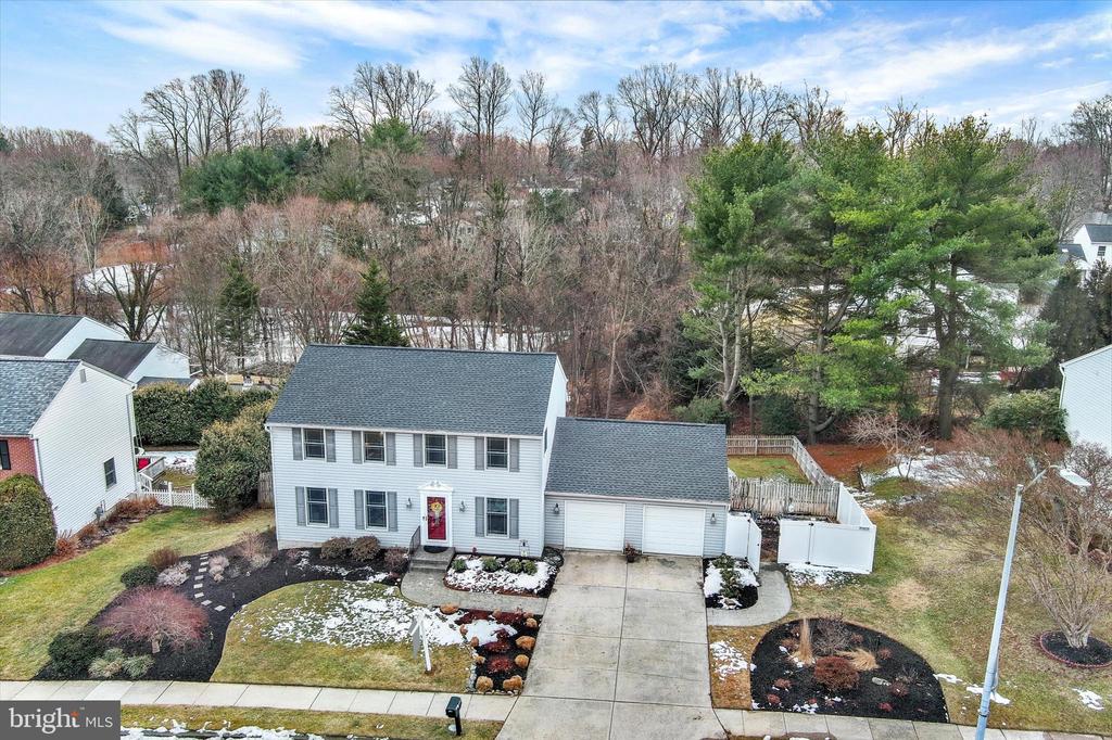 3827 PROCTOR LANE