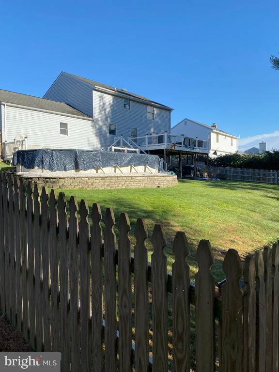 3827 PROCTOR LANE