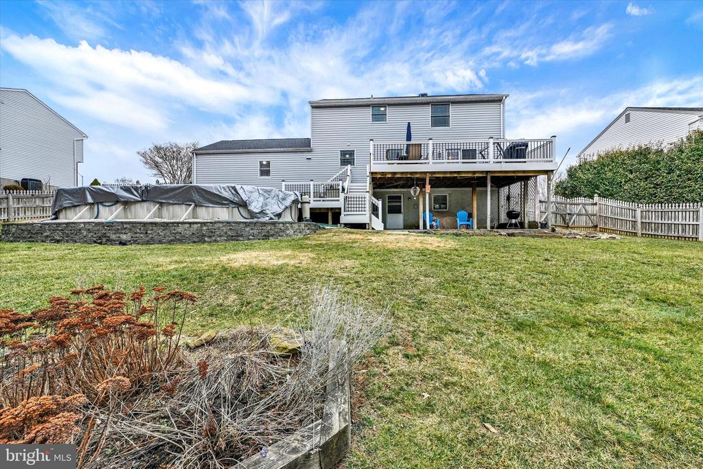 3827 PROCTOR LANE