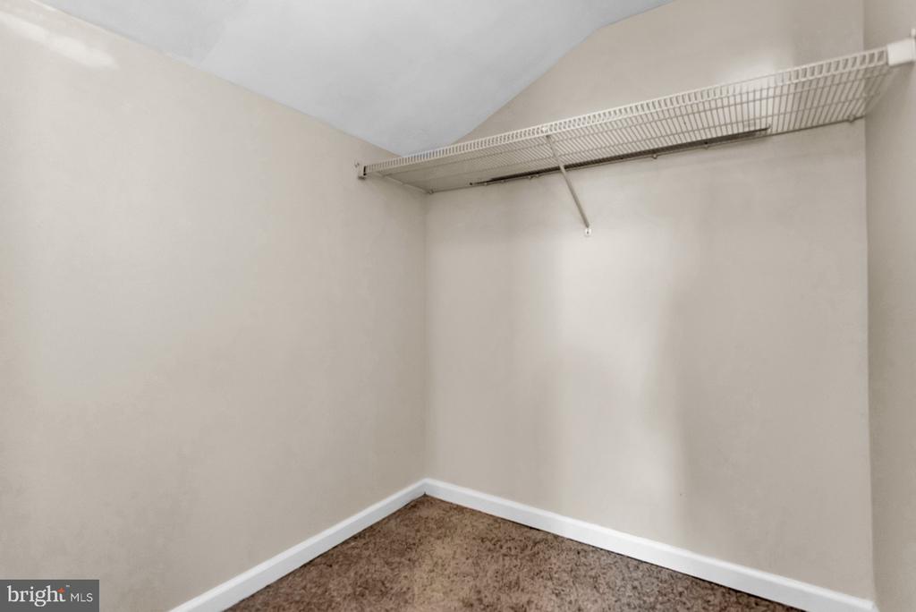 5701 OLD COURT