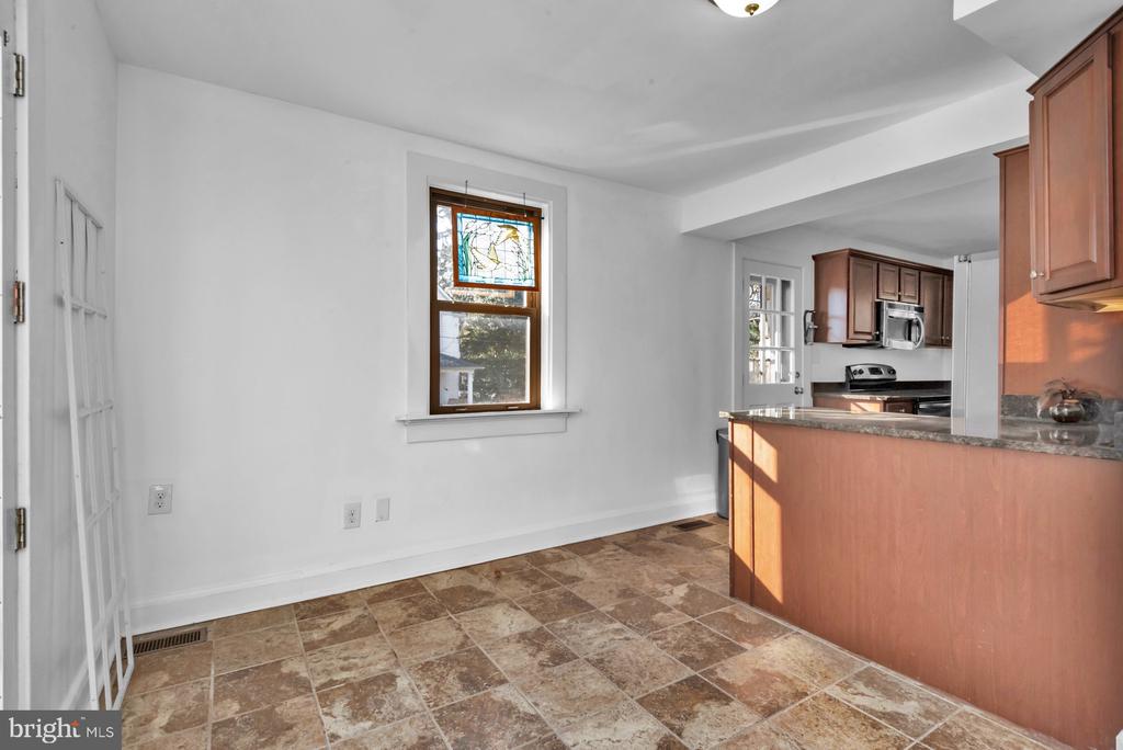 5701 OLD COURT