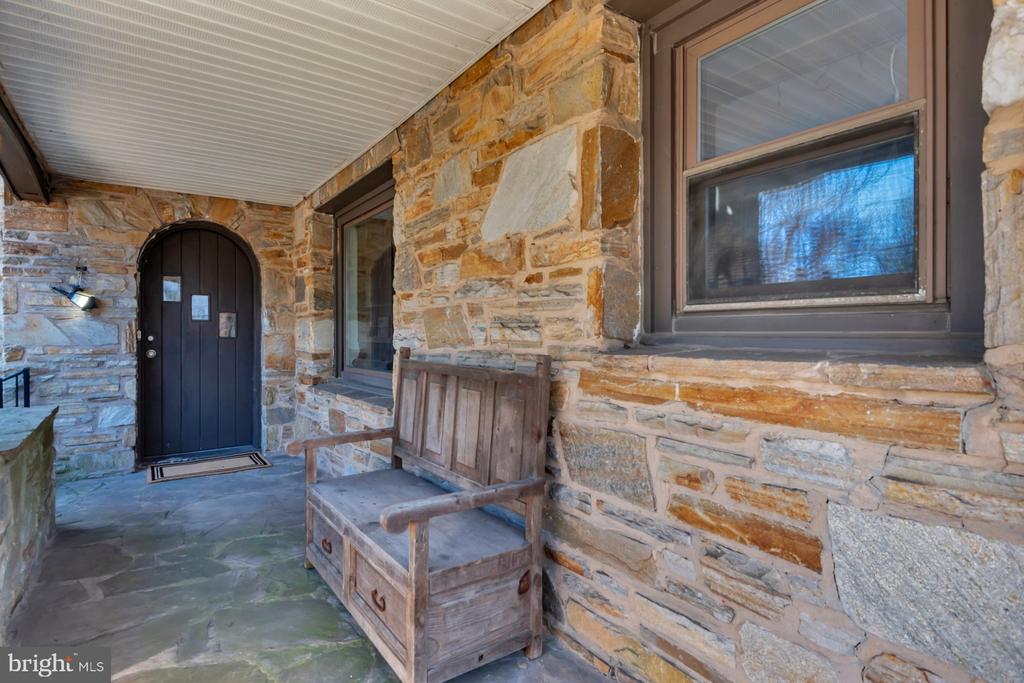 5701 OLD COURT
