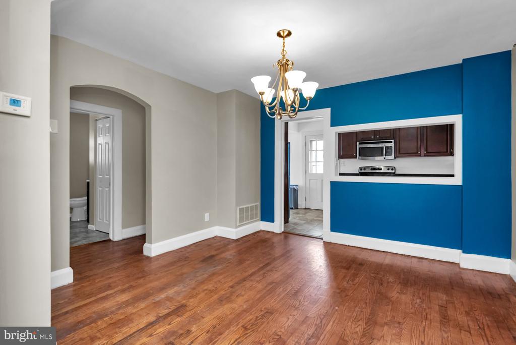 5701 OLD COURT