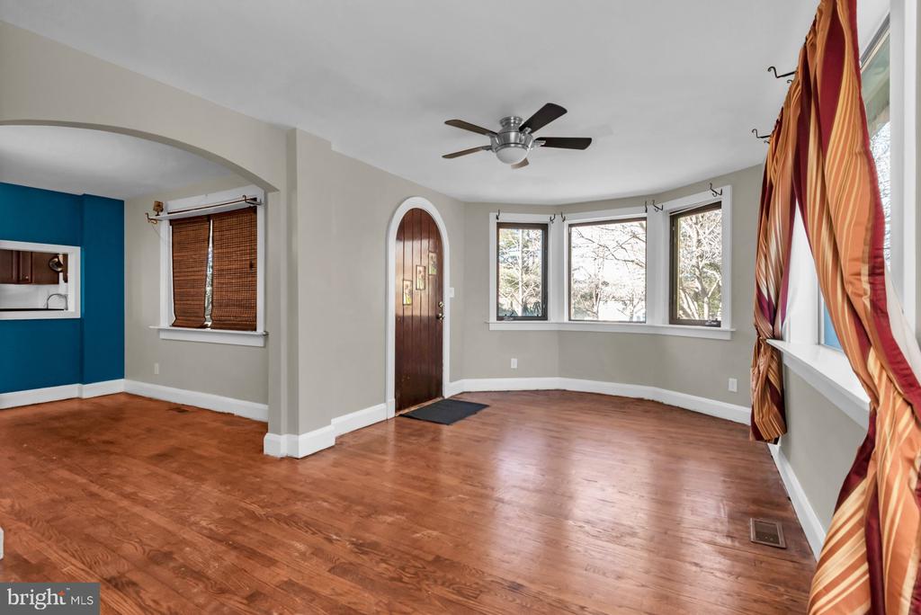 5701 OLD COURT
