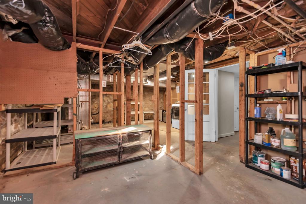 5701 OLD COURT