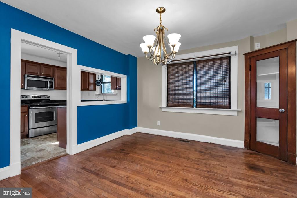 5701 OLD COURT