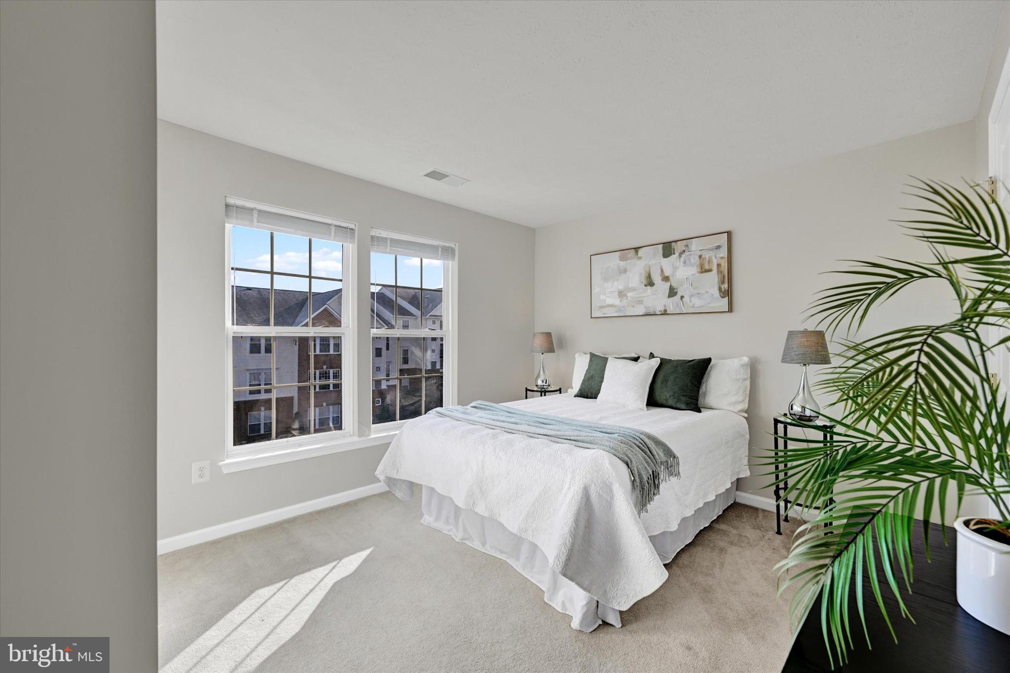 17 BROOK FARM COURT M 17M