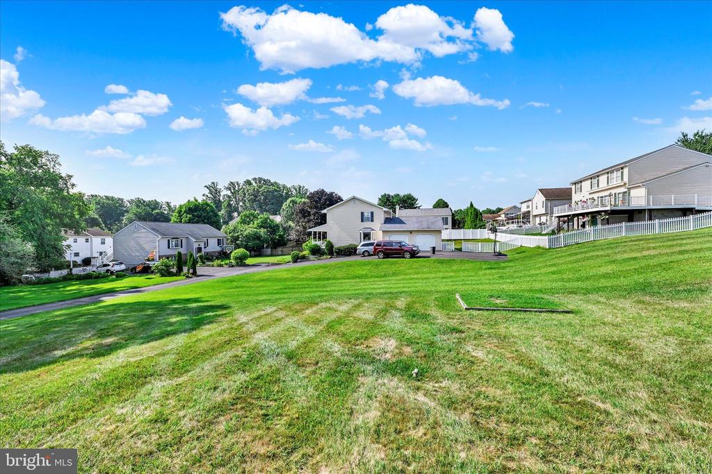 3803 PROCTOR LANE
