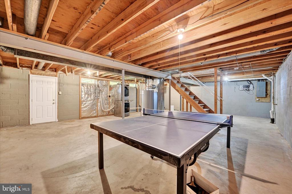 3803 PROCTOR LANE