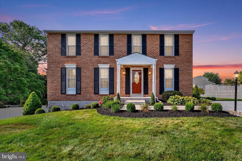 3803 PROCTOR LANE