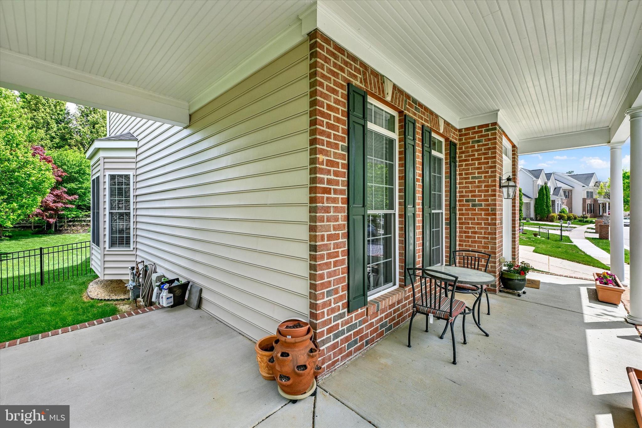 5200 SCENIC DRIVE