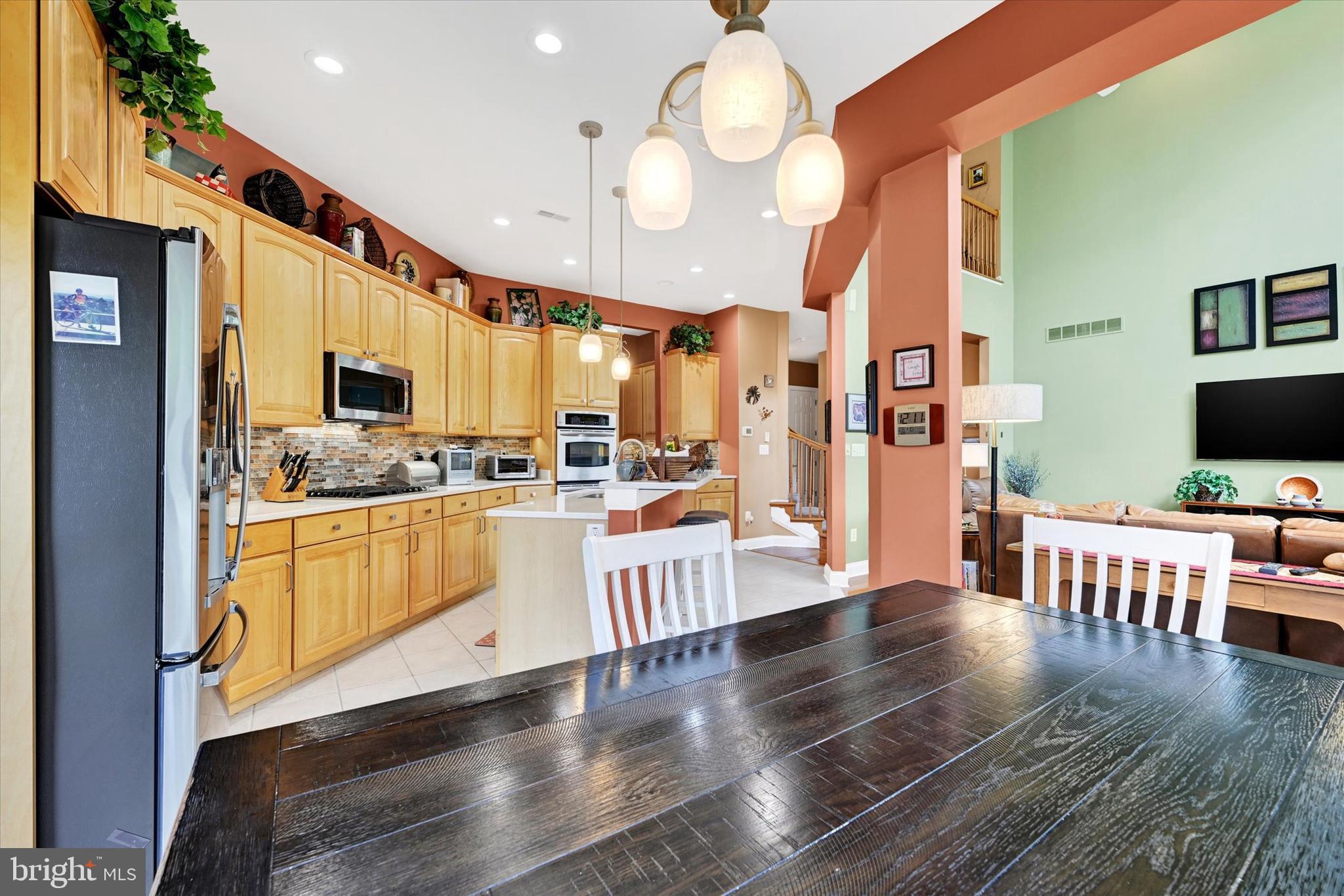 5200 SCENIC DRIVE