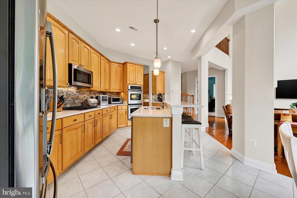 5200 SCENIC DRIVE