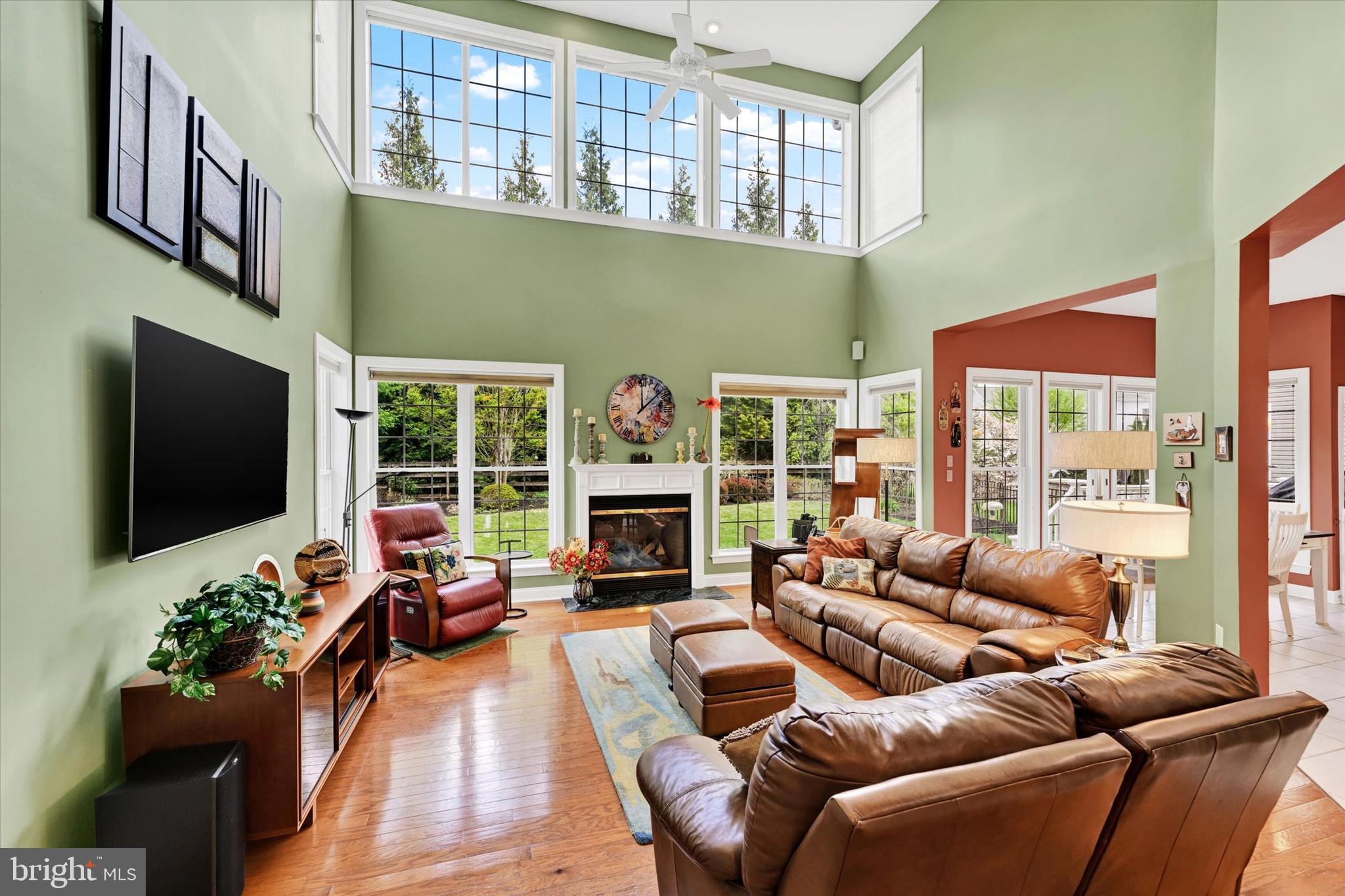 5200 SCENIC DRIVE