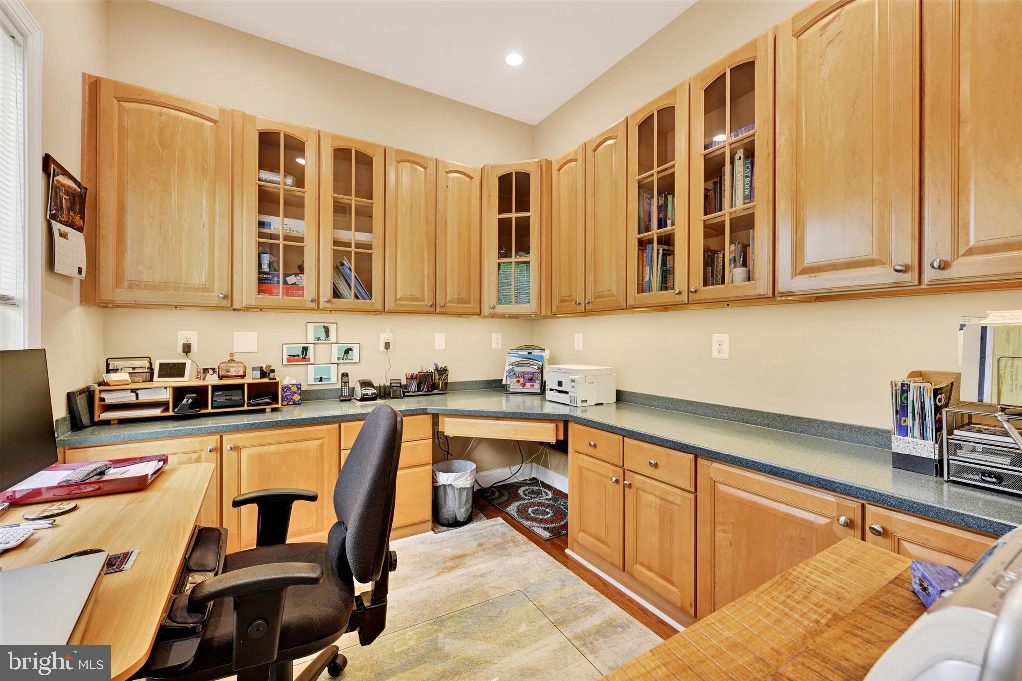 5200 SCENIC DRIVE