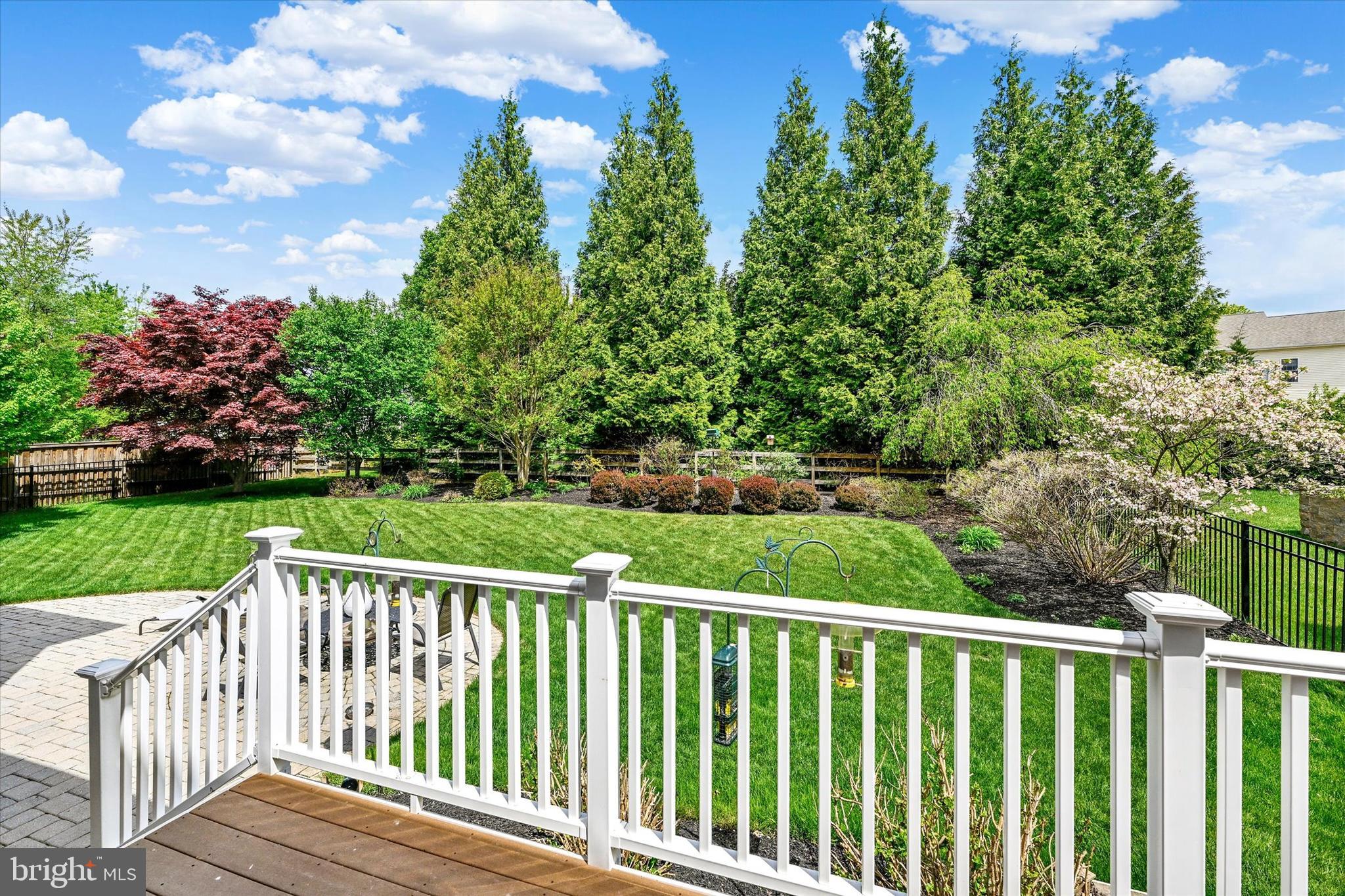 5200 SCENIC DRIVE