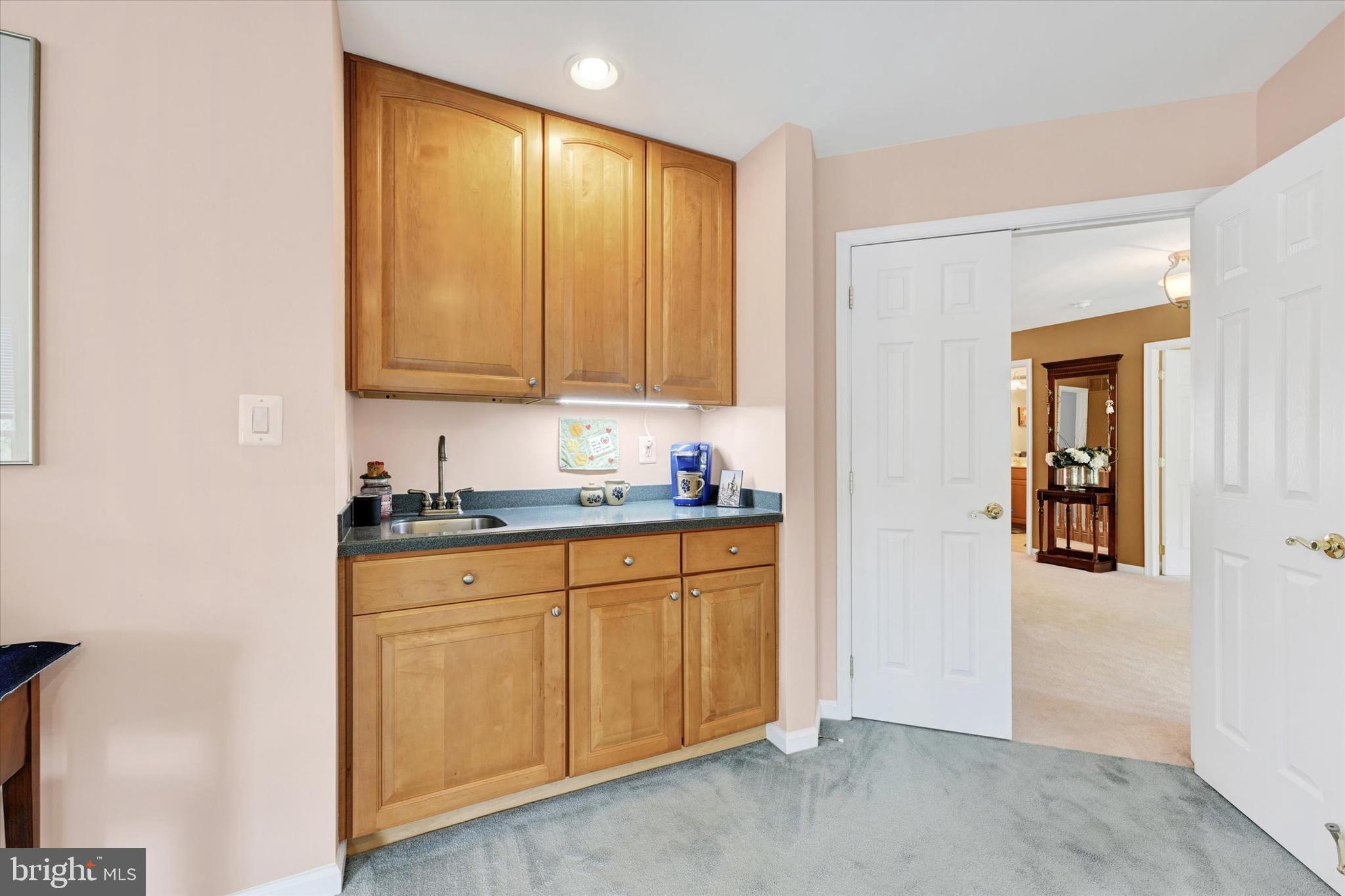 5200 SCENIC DRIVE