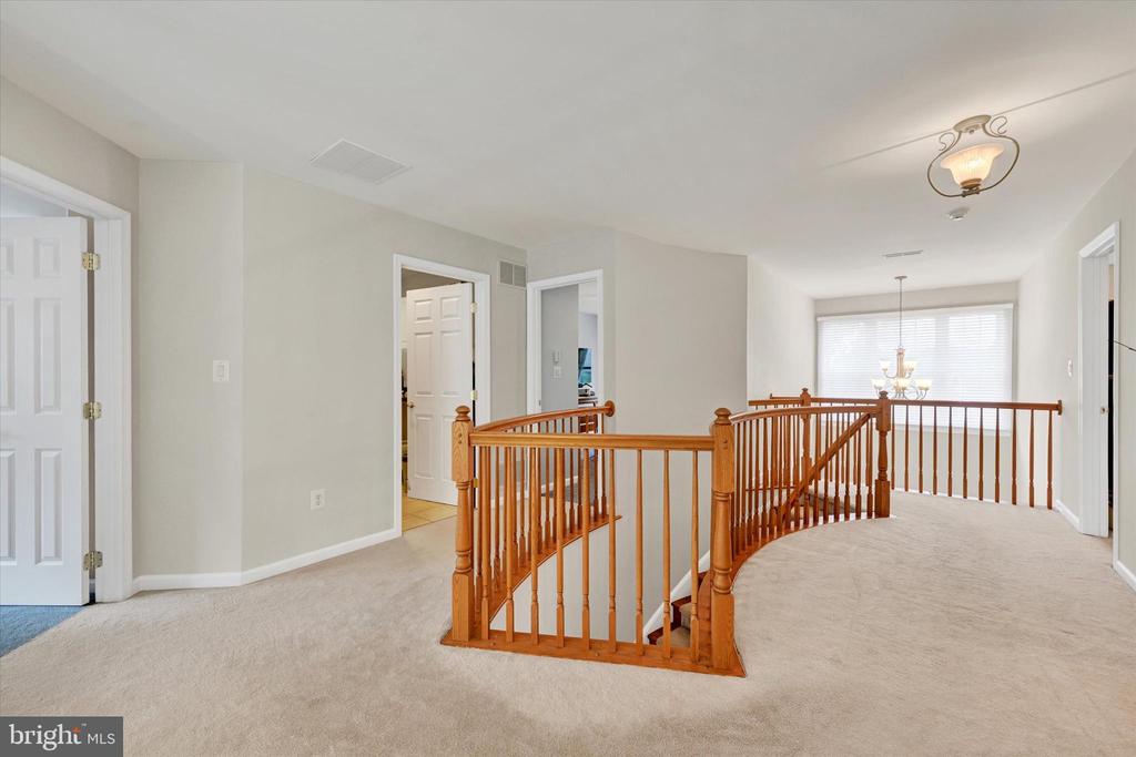 5200 SCENIC DRIVE
