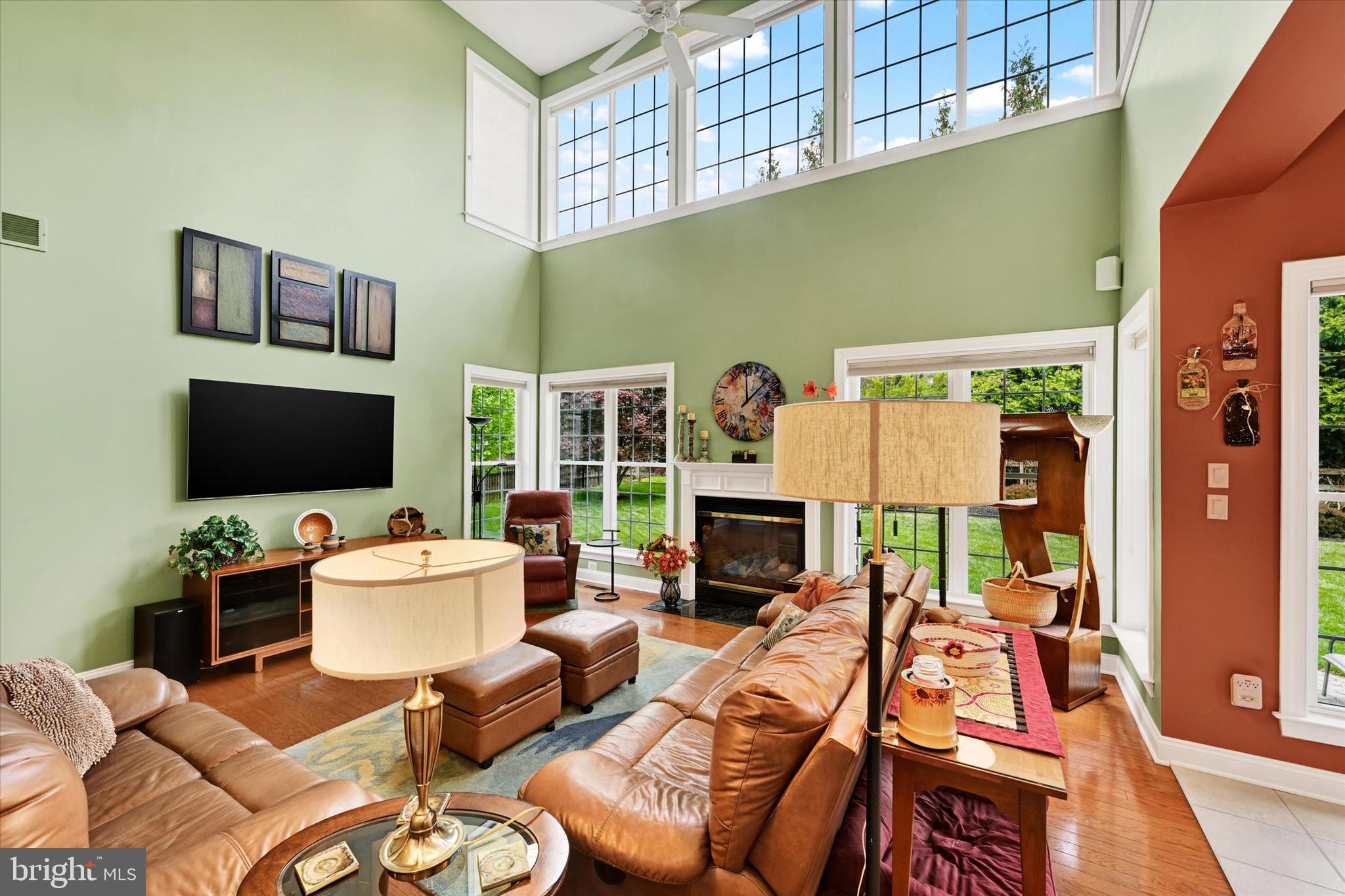 5200 SCENIC DRIVE