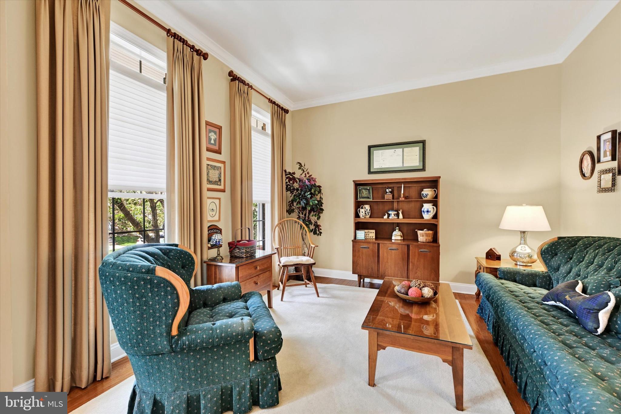 5200 SCENIC DRIVE